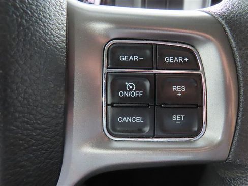 Used 2024 RAM 1500 Classic SLT AWD/4WD image 14
