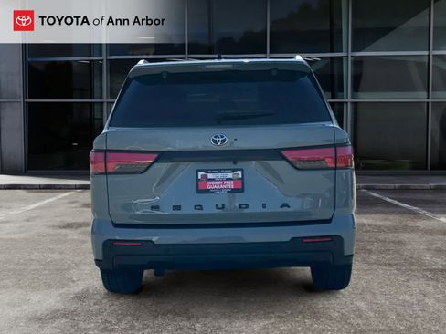 Used 2023 Toyota Sequoia SR5 w/ SR5 Premium Package image 11
