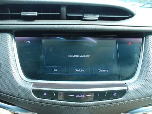 Used 2019 Cadillac XT5 AWD image 20