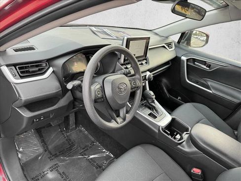 Used 2025 Toyota RAV4 XLE image 11