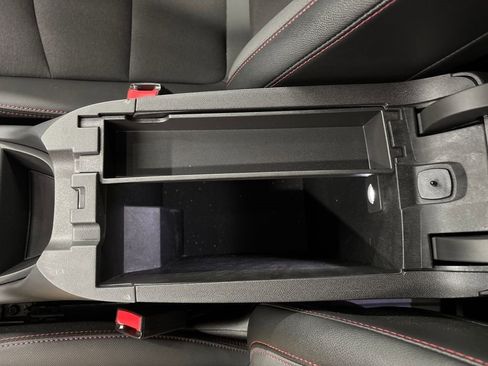 Certified 2024 Chevrolet Equinox RS w/ LPO, Floor Liner Package image 27