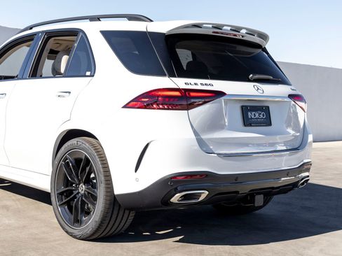 New 2026 Mercedes-Benz GLE 580 4MATIC image 8