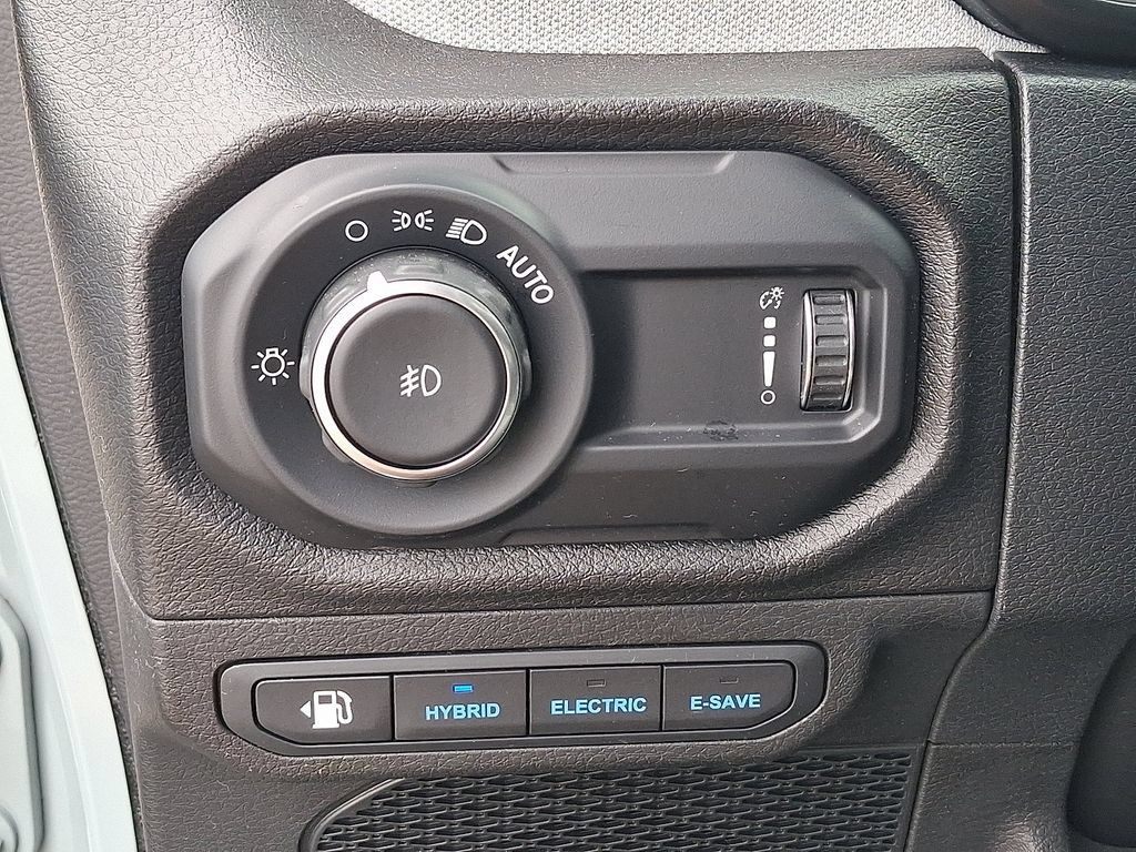 Used 2024 Jeep Wrangler Unlimited AWD/4WD image 26