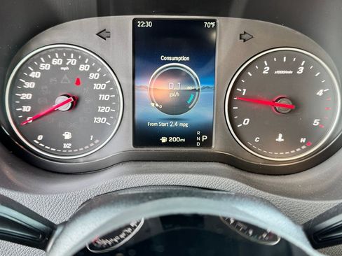 Used 2025 Mercedes-Benz Sprinter 2500 image 21