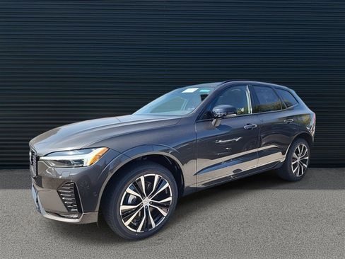 Used 2025 Volvo XC60 B5 Plus w/ Protection Package Premier image 1