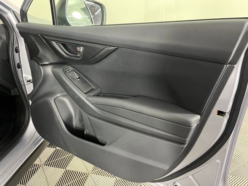 Used 2020 Subaru Crosstrek 2.0i image 16