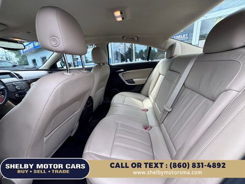 Used 2012 Buick Regal Leather FWD image 17