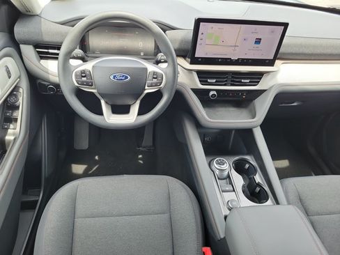 New 2026 Ford Explorer Active RWD image 18