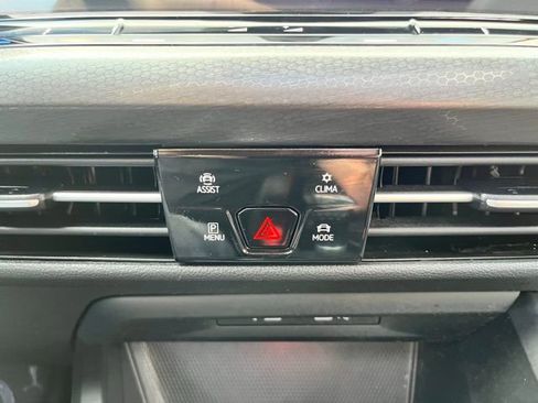 Used 2022 Volkswagen GTI Autobahn image 39