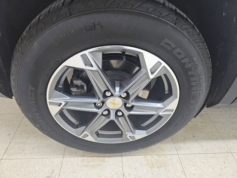 Used 2024 Chevrolet Blazer LT w/ Convenience Package image 9