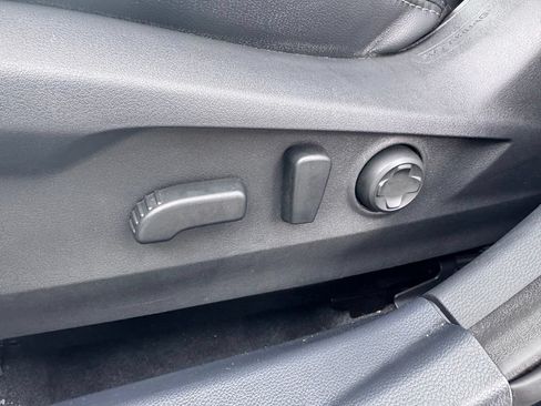 Used 2024 Subaru Outback Touring XT AWD/4WD image 21