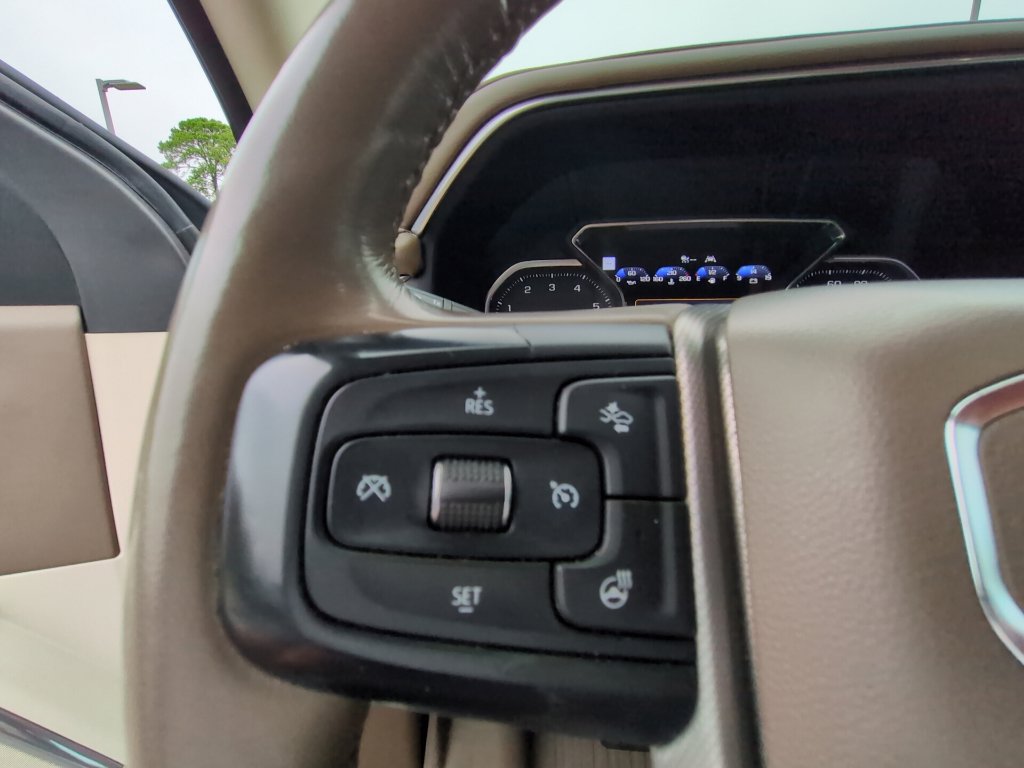 Used 2021 GMC Yukon XL Denali w/ Denali Premium Package RWD image 15