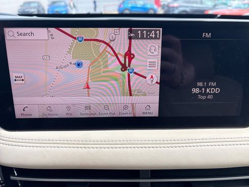 Used 2023 INFINITI QX60 Sensory w/ Cargo Package image 28