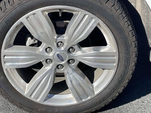 Used 2022 Ford Expedition Max Platinum image 28