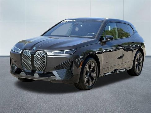 Certified 2024 BMW iX xDrive50 w/ Sport Package AWD/4WD image 9