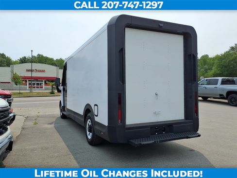 Used 2024 Chevrolet Brightdrop 600 w/ Commercial Equipment Package AWD/4WD image 9