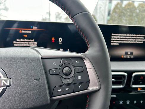 New 2026 Nissan Sentra SR image 14