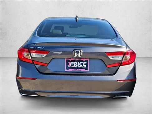 Used 2019 Honda Accord LX image 6