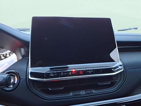 New 2026 Jeep Compass Limited image 16