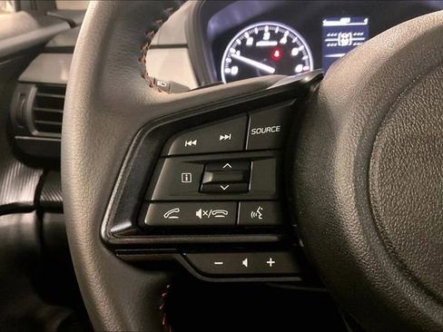 Used 2025 Subaru Crosstrek 2.5i Limited AWD/4WD image 18