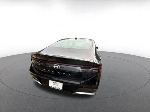 Used 2025 Hyundai Sonata SEL FWD image 8