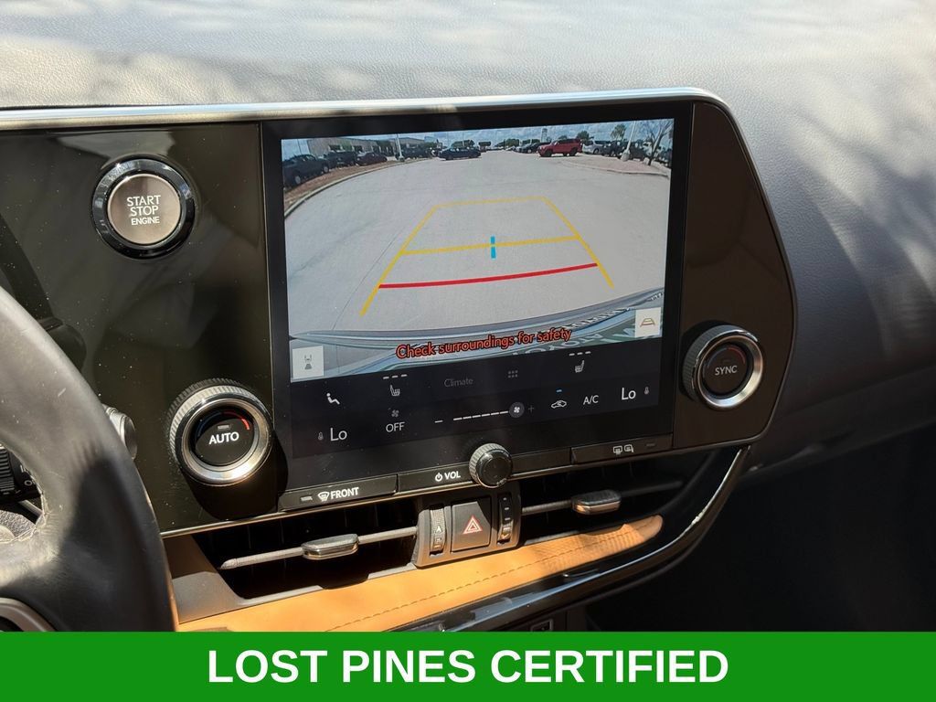 Used 2022 Lexus NX 250 FWD w/ Towing Package (2000 Lbs) image 15