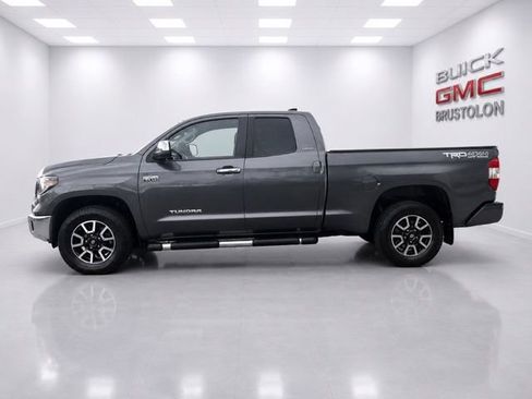 Used 2021 Toyota Tundra Limited w/ Limited Premium Package AWD/4WD image 4