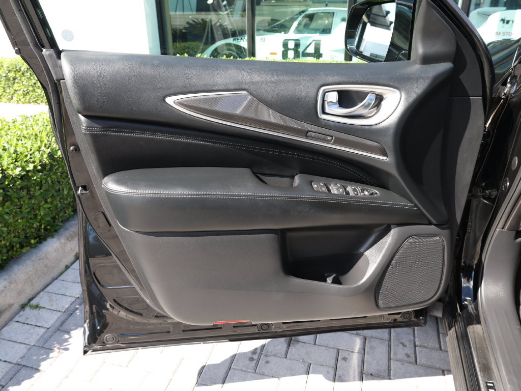 Used 2016 INFINITI QX60 FWD w/ Premium Plus Package image 11