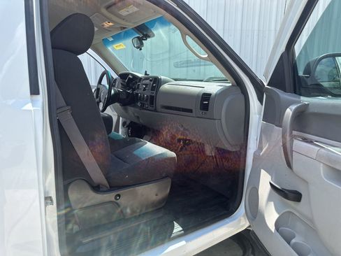 Used 2014 GMC Sierra 2500 W/T image 11