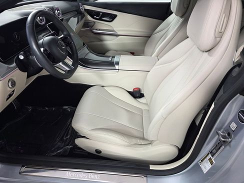 Certified 2024 Mercedes-Benz CLE 300 4MATIC Coupe image 9