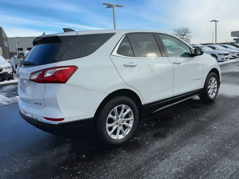 Used 2020 Chevrolet Equinox LT w/ Driver Convenience Package image 8