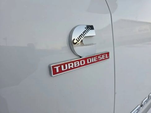 Used 2021 RAM 3500 Big Horn image 11