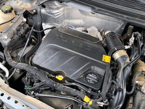 Used 2024 Buick Envista Preferred w/ Convenience I Package FWD image 35
