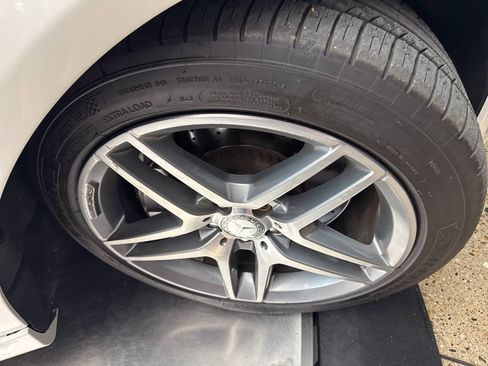 Used 2016 Mercedes-Benz S 550 4MATIC Sedan image 40