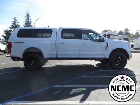 Used 2021 Ford F350 Lariat w/ Tremor Off-Road Package AWD/4WD image 7