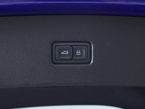 Used 2021 Audi Q5 Prestige image 13