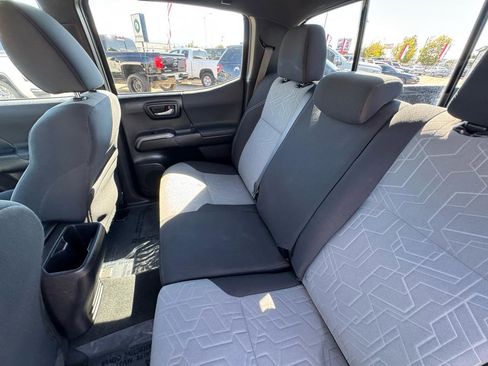 Used 2023 Toyota Tacoma TRD Off-Road image 14