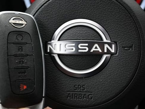 Used 2023 Nissan Rogue Platinum AWD/4WD image 46
