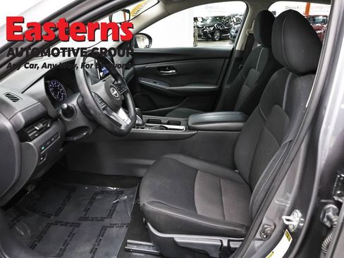 Used 2024 Nissan Sentra SV FWD image 14