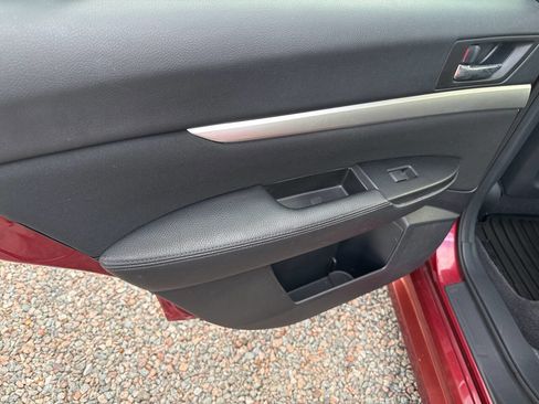 Used 2010 Subaru Legacy 2.5i Premium image 18