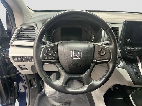 Used 2023 Honda Odyssey EX-L image 11