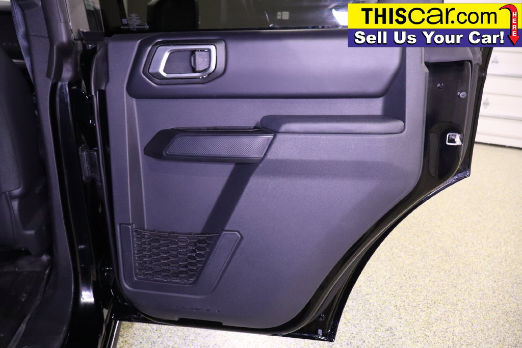 Used 2025 Ford Bronco Badlands AWD/4WD image 40