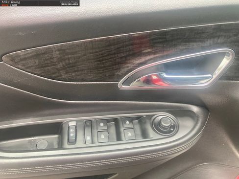 Used 2015 Buick Encore Convenience AWD/4WD image 19