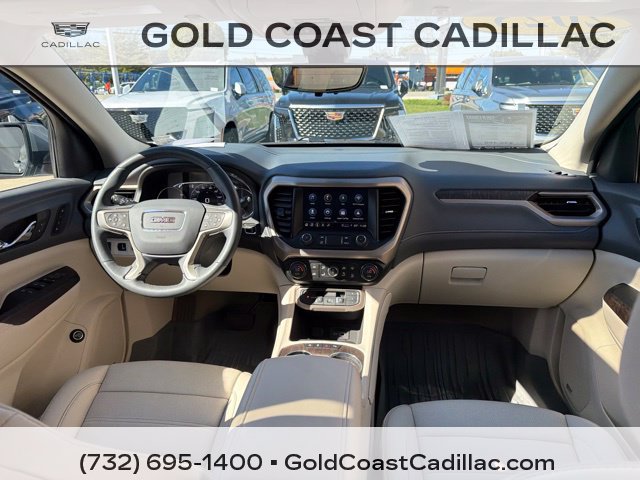 Used 2023 GMC Acadia Denali w/ Denali Technology Package AWD/4WD image 10