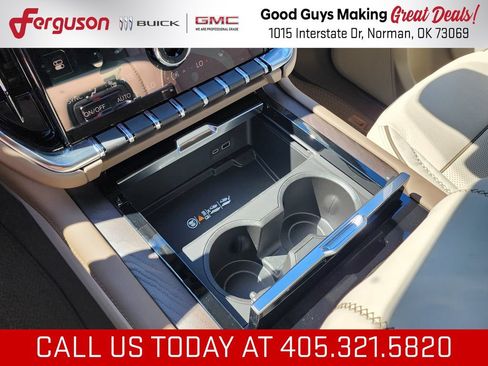 New 2026 GMC Yukon Denali w/ Denali Reserve Package AWD/4WD image 35
