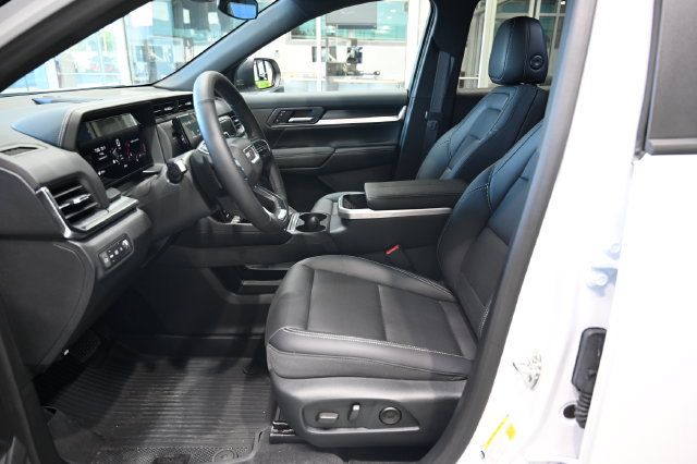 New 2027 GMC Terrain Elevation w/ Elevation Premium Package FWD image 9