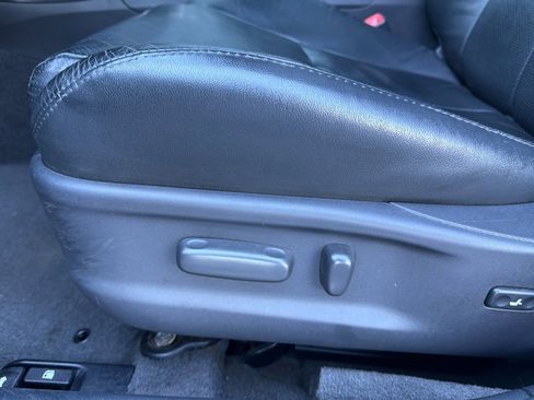 Used 2010 Toyota Camry SE image 14