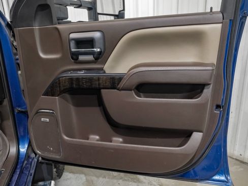 Used 2016 GMC Sierra 2500 Denali w/ Duramax Plus Package AWD/4WD image 42