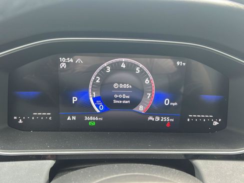 Used 2025 Volkswagen Jetta SE FWD image 10