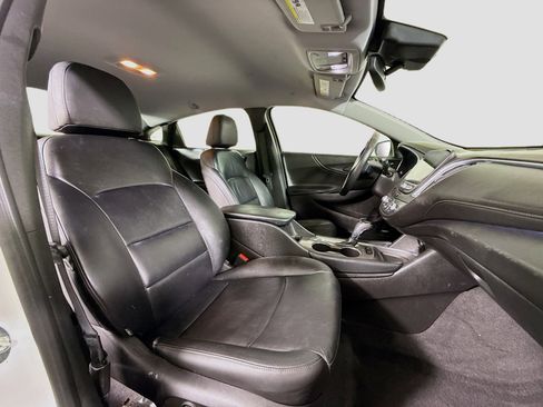 Used 2016 Chevrolet Malibu LT w/ Leather Package image 29